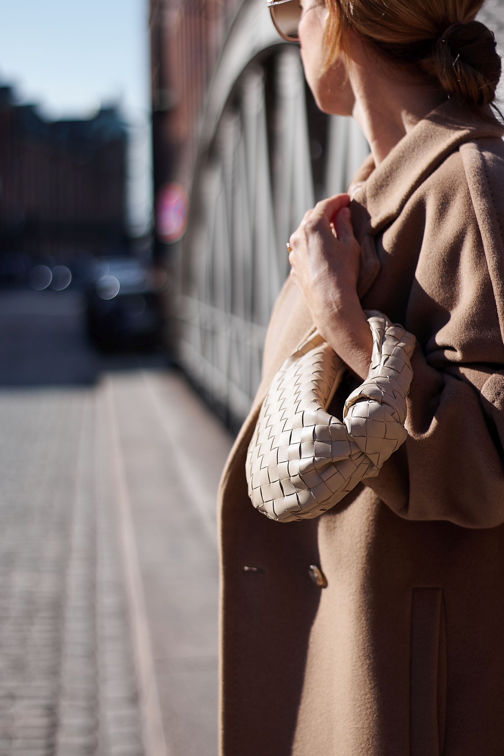 Max Mara Mantel und Marlene Hose Outfit in der Speicherstadt